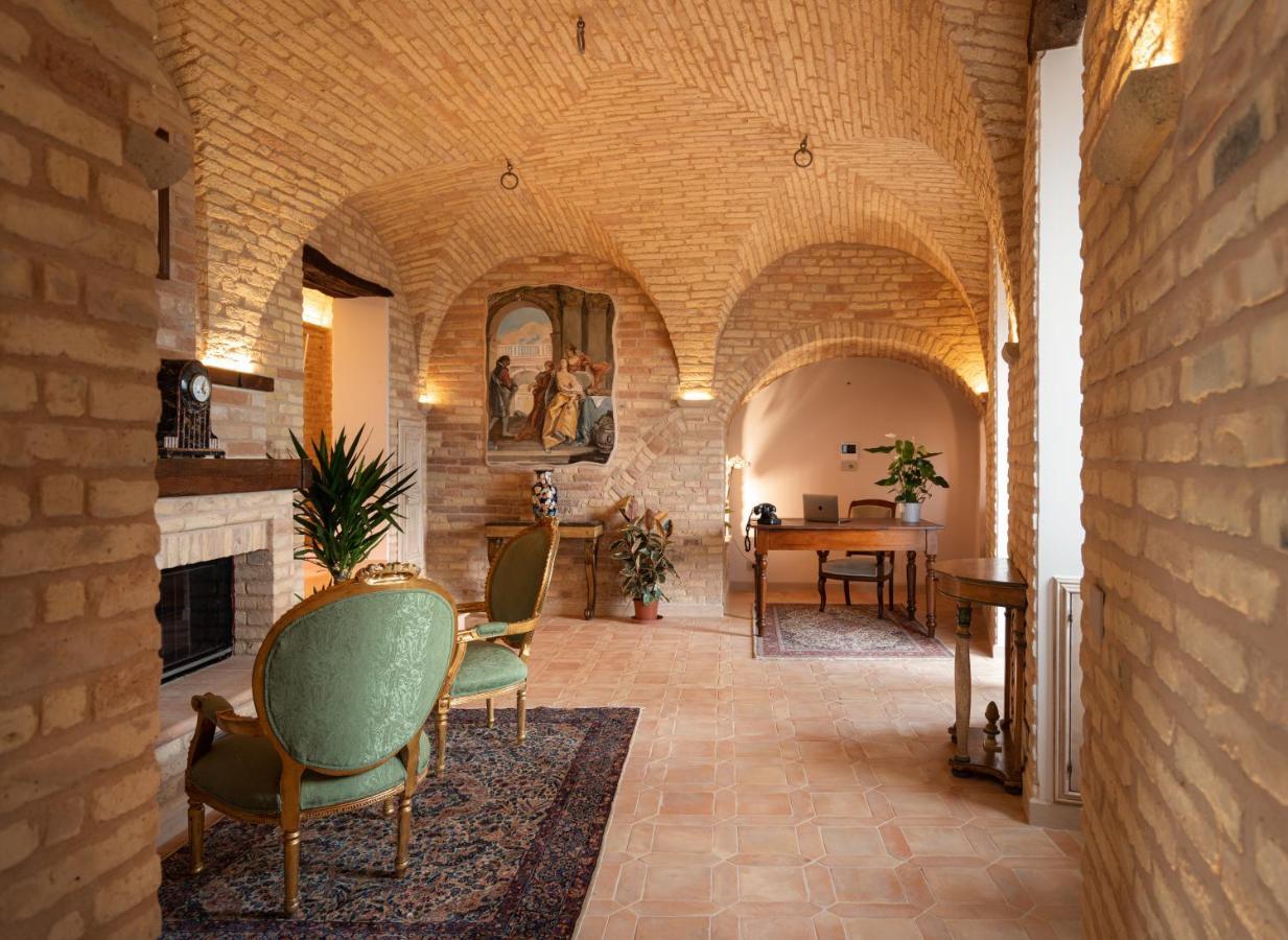 מלון Moresco Palazzo La Torre מראה חיצוני תמונה